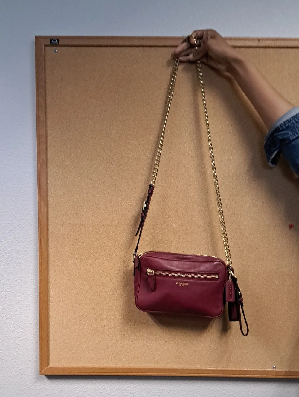 Coach Legacy 25362 Crossbody Bag- refined maroon leather  gold hardware 2013 - Picture 4 of 14